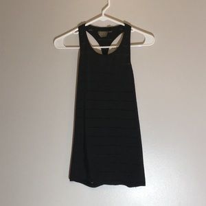 ⬇️Athleta black tank size S